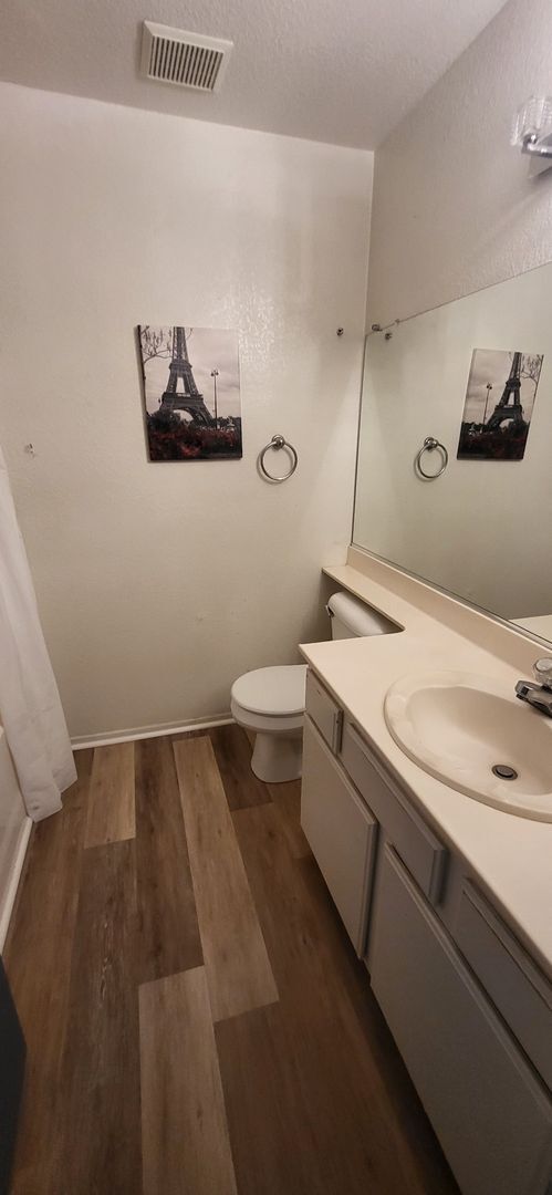 Building Photo - Single Story Ranch Style 3 Bedroom/2 Bath ...