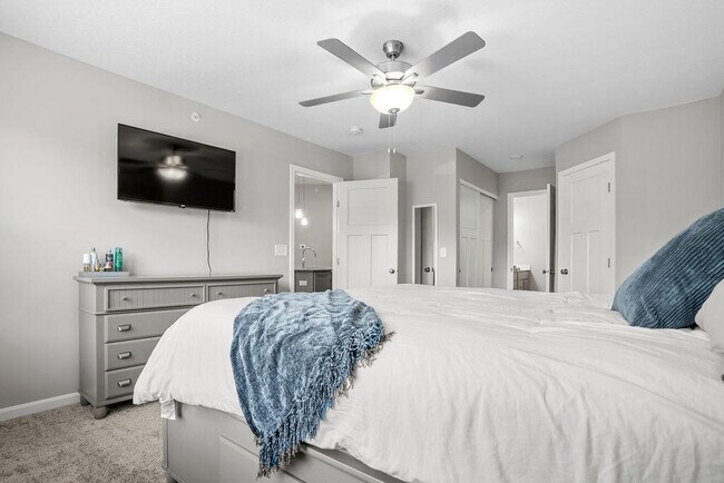 Building Photo - 2459 Bella Rdg