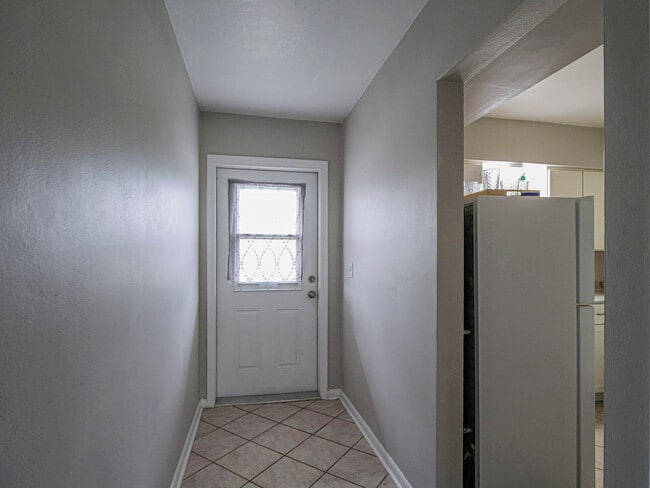Building Photo - 677 Royal Palm Blvd