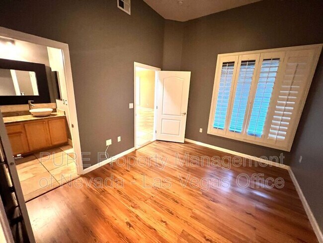 Building Photo - 3545 Cactus Shadow St