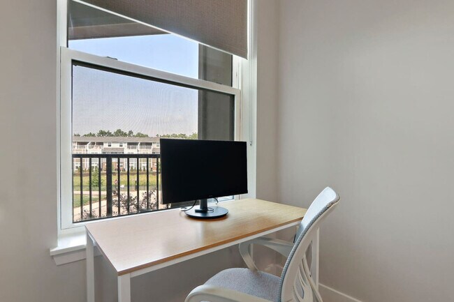 Building Photo - 28294 Ferry Rd