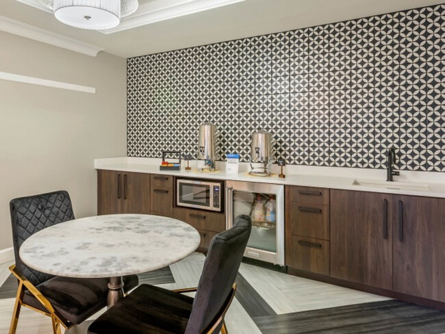 Building Photo - 4550 Cherry Creek S Dr