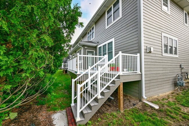 Building Photo - 2905 N 186th St