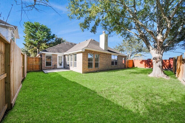 Building Photo - 10118 Heron Meadows Dr