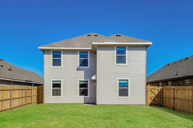 Building Photo - 3909 Job Dr