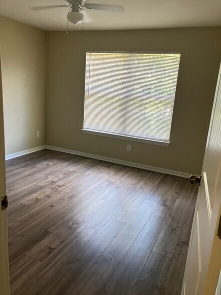 Building Photo - 7701 Timberlin Park Blvd