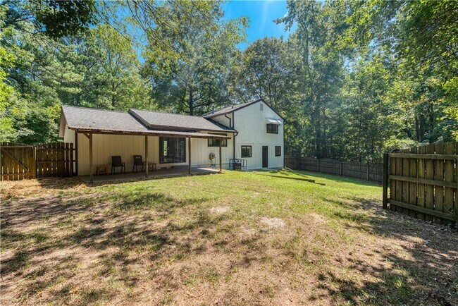 Building Photo - 2759 Shetland Ln NW