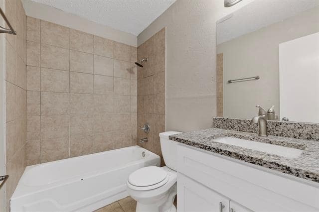 Building Photo - 8024 Cambridge Cir