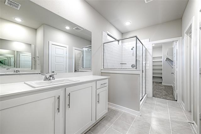 Building Photo - 806 Pne Bch Dr