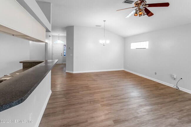 Building Photo - 1216 Brookwood Bluff Rd E