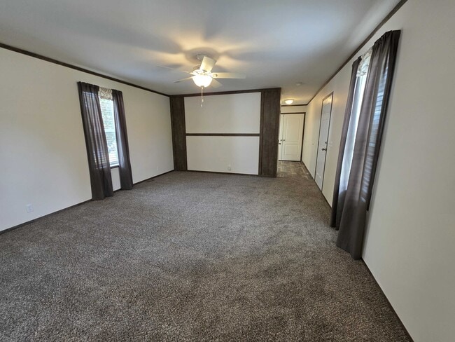 Building Photo - 3648 Chestnut St