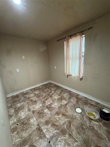 Building Photo - 2717 Avenue I