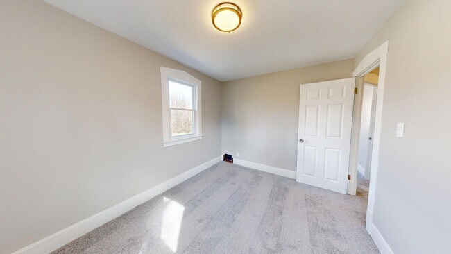 Building Photo - Cudell / West Boulevard Area - 3 bedroom/1...