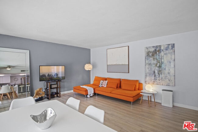 Building Photo - 74125 San Marino Way