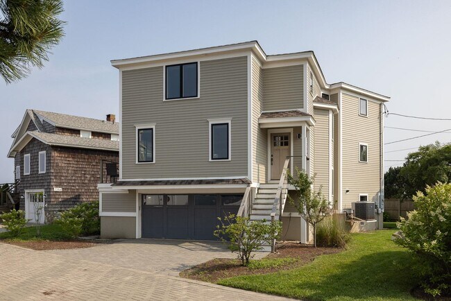 Building Photo - 2256 Ocean Blvd