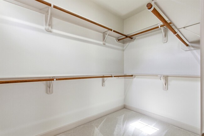 Building Photo - 1408 Rosedale St