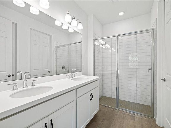Building Photo - 1111 Tranquil Brk Dr