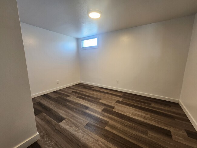 Building Photo - Harris Apartments