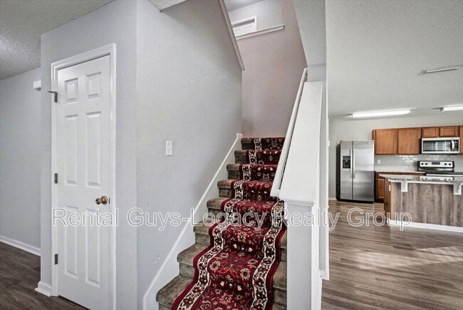 Building Photo - 5054 Oak Bend Ave