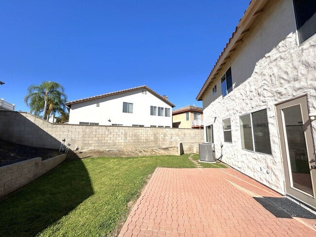 Building Photo - TORREY PINES DR CHINO HILLS 91709 (4 BED/ 2 BATH)