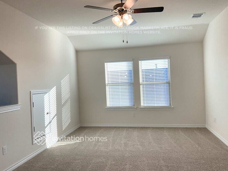 Building Photo - 7408 Mayplace Dr