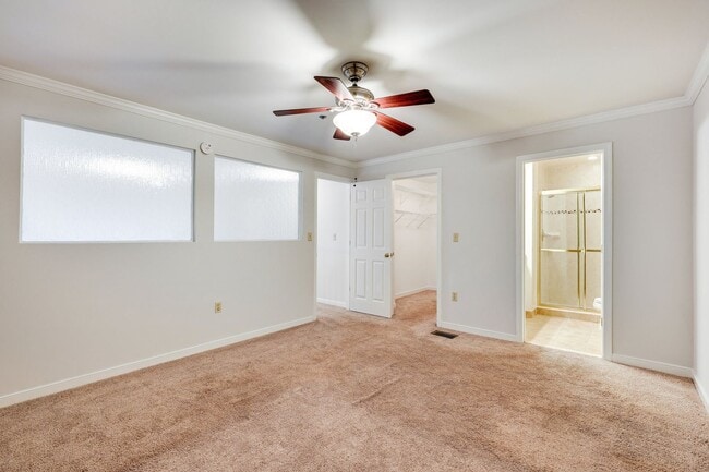 Building Photo - Ideally located near the Metro and Tysons ...