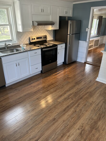 Kitchen - 225 Pleasant St