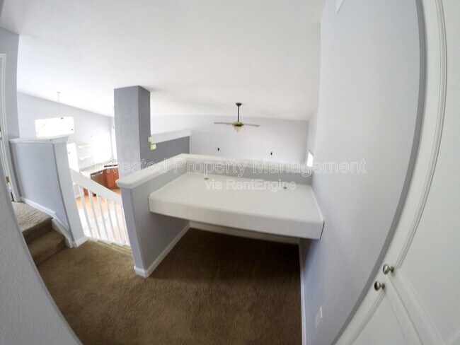 Building Photo - 9847 Sydney Ln