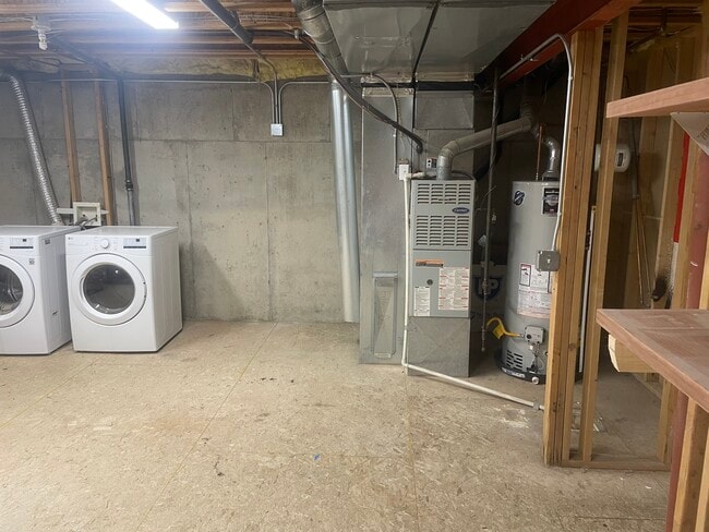 Building Photo - 3228 W Girard Ave