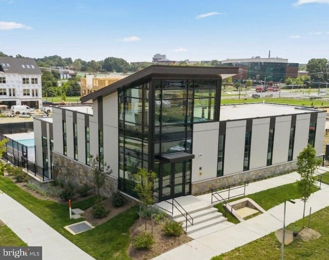 Building Photo - 4945 Purdy Aly