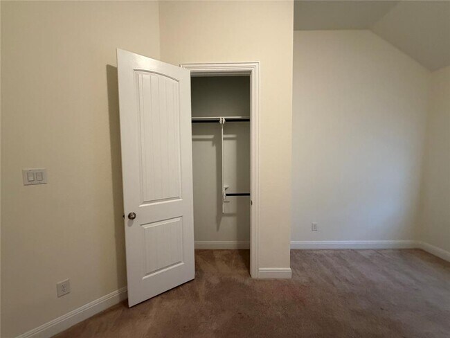 Building Photo - 1504 Sibley Wy