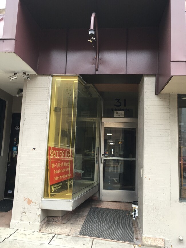 Building Photo - 31 N Main St