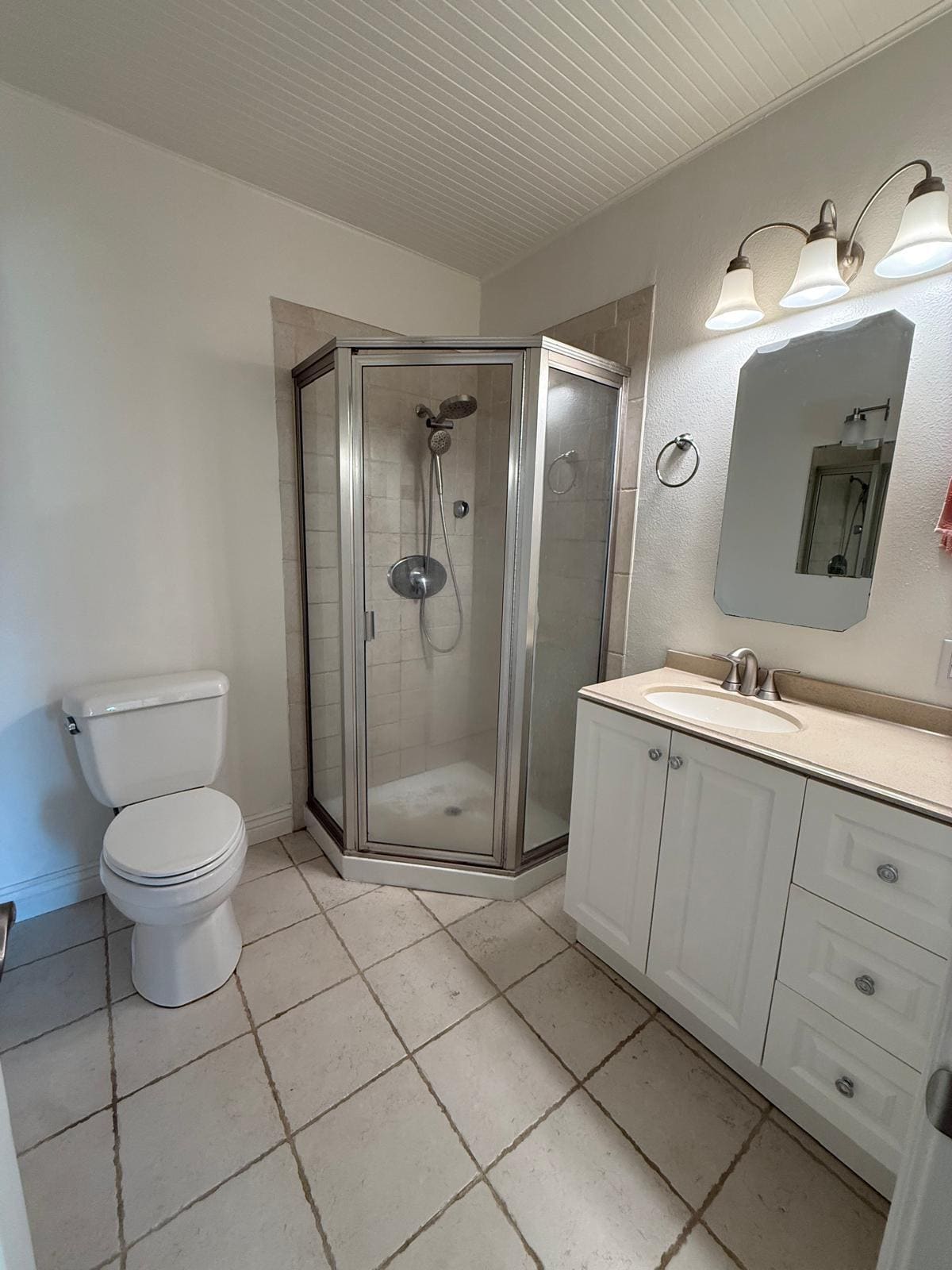 upstairs restroom - 16650 Rolando Ave