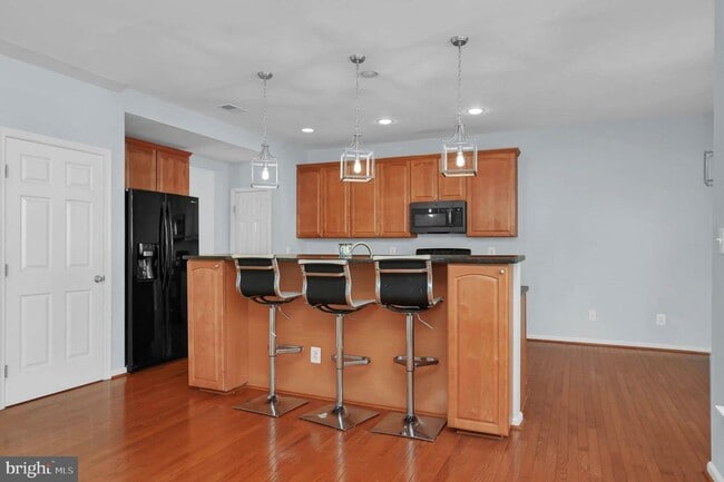 Building Photo - 2548 Port Potomac Ave