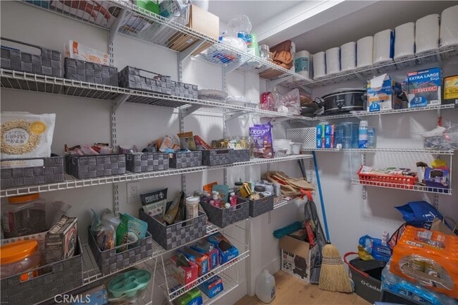 Building Photo - 9109 La Alba Dr