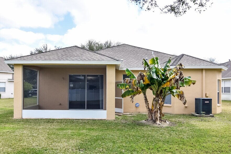 Building Photo - 7936 Terrace Ridge Dr