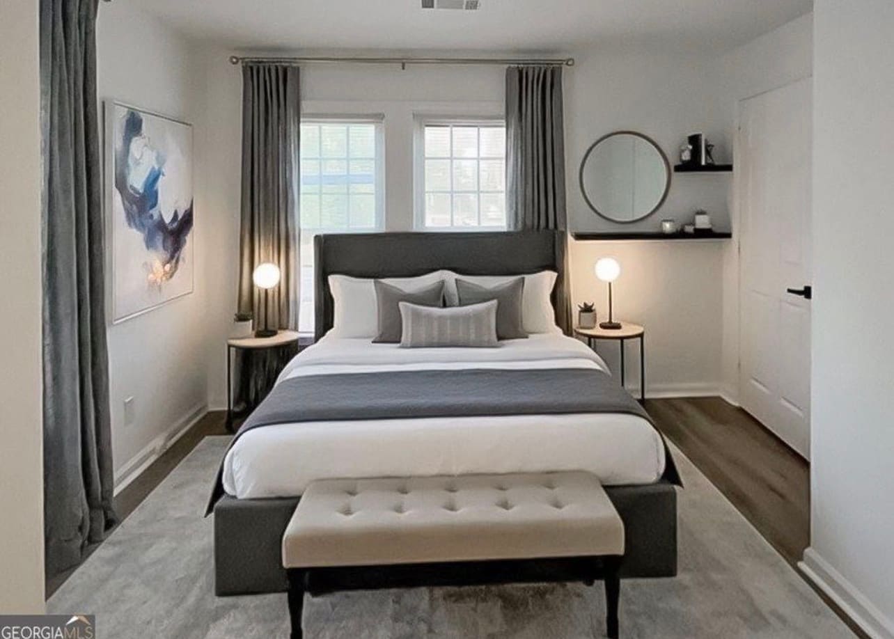 bedroom 1 - 305 Chestnut St