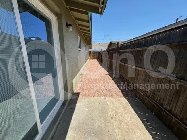 Building Photo - 1717 N 42nd St