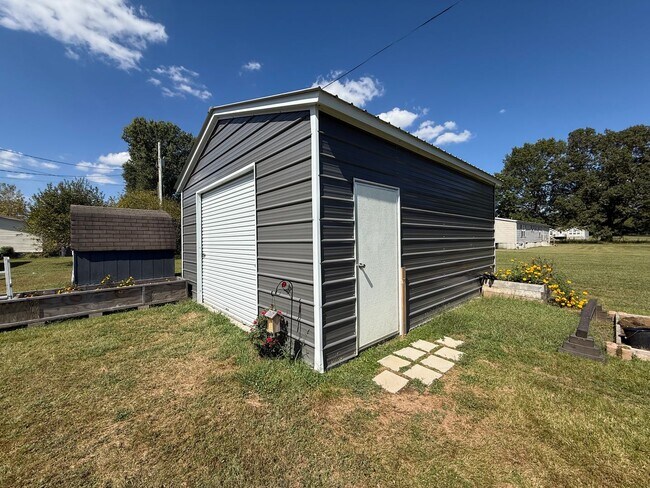 Building Photo - 3 Bed 2 Bath in Almo