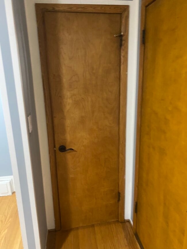 Building Photo - 156 Park Pl