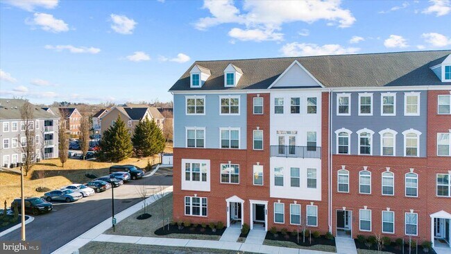 Building Photo - 7738 Port Capital Dr