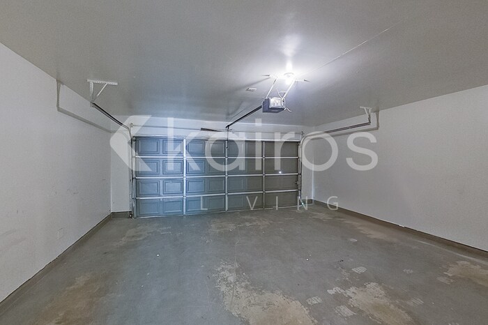 Building Photo - 871 Darbydale Crossing Ln