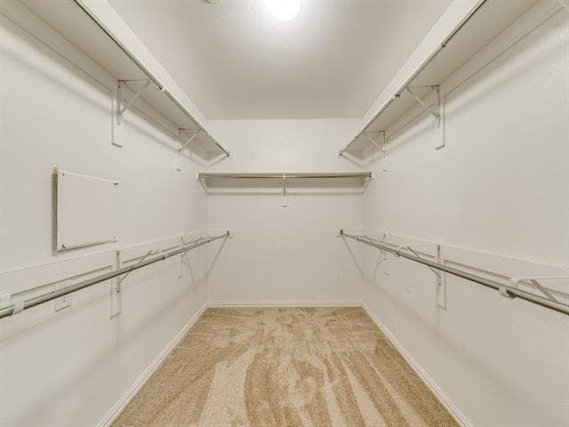 Building Photo - 7124 Dry Creek Dr