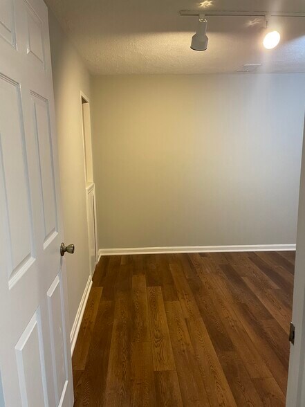 Basement guestroom - 3922 Kathryn Jean Ct