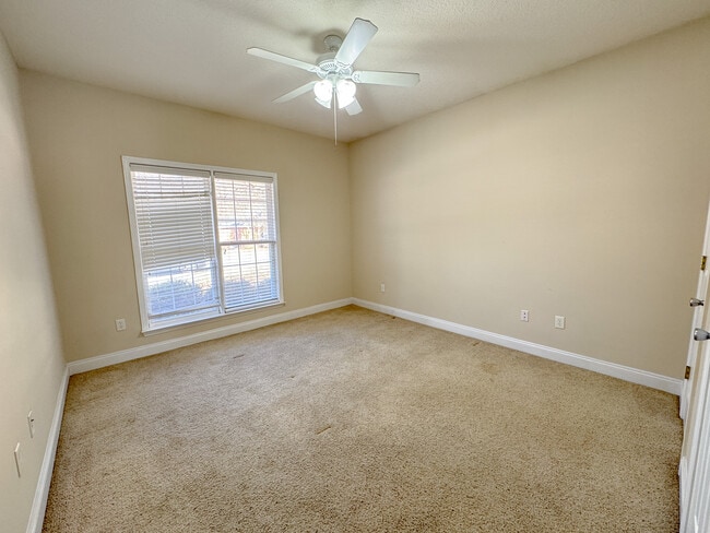 Building Photo - 1220 Lattice Ct