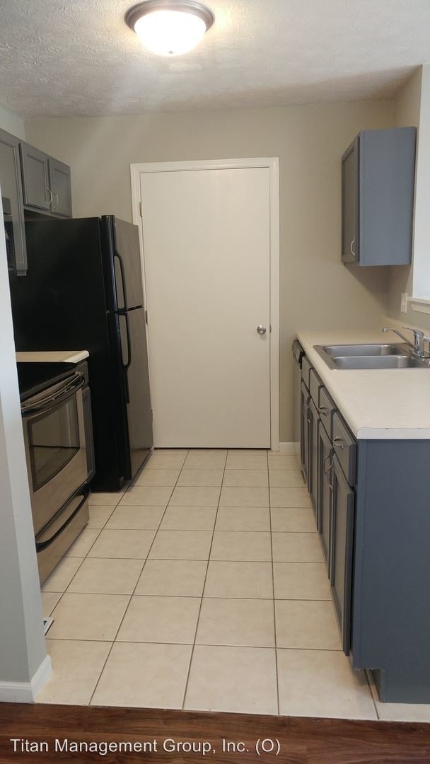 Building Photo - 80 Bridgewater Ct