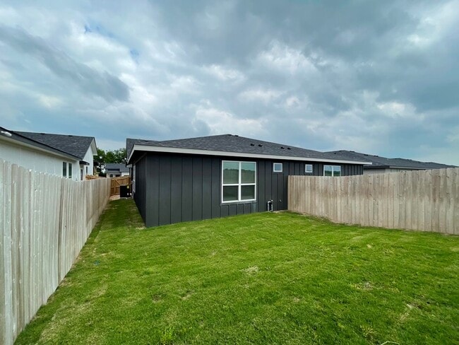 Building Photo - 224 Riptide Dr