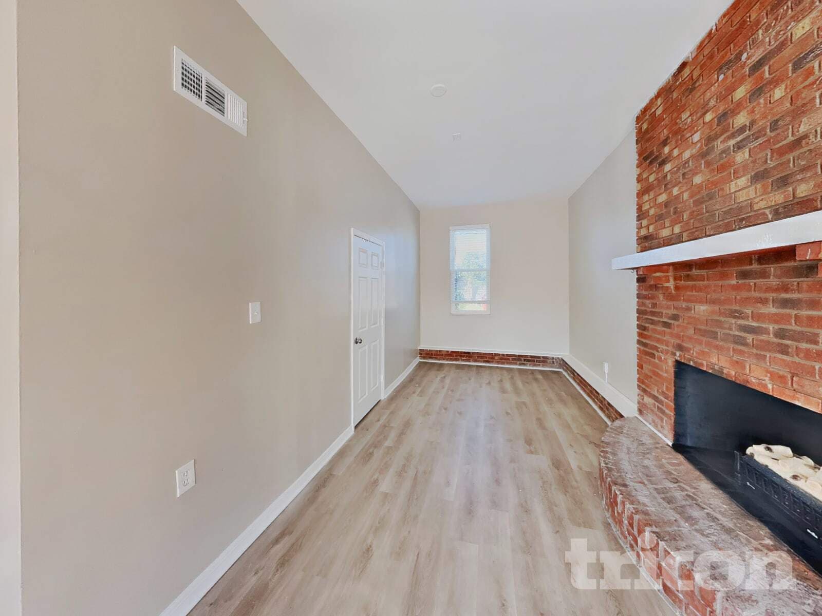 Building Photo - 622 Meadowview Dr