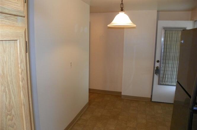 Building Photo - 4360 W 150th St