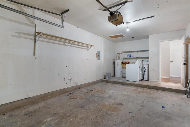 Building Photo - 2602 Alcott Ln